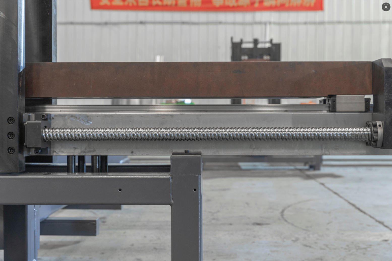 CNC busbar chamfering machine